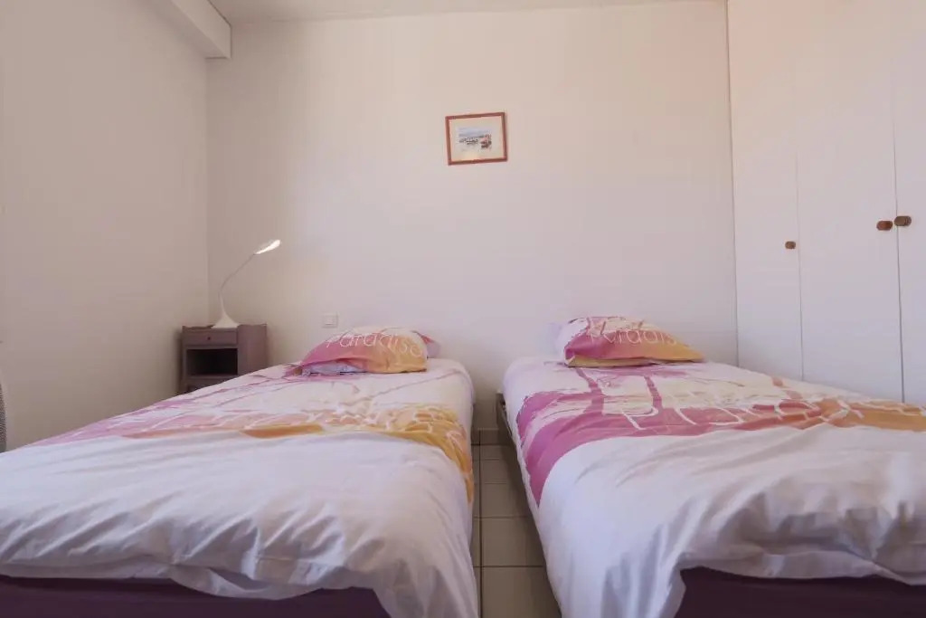 Un appartement sur la marina de St-Gilles
