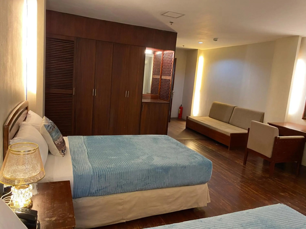 Cebu Century Plaza Hotel