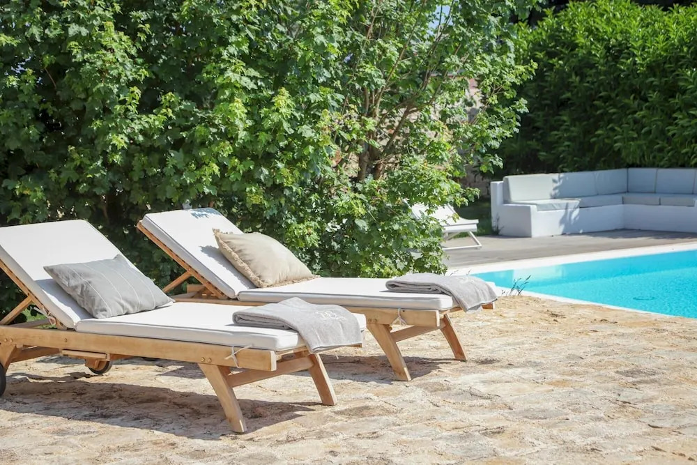 TD Villa Fico Jo Villa with Pool Lush Garden