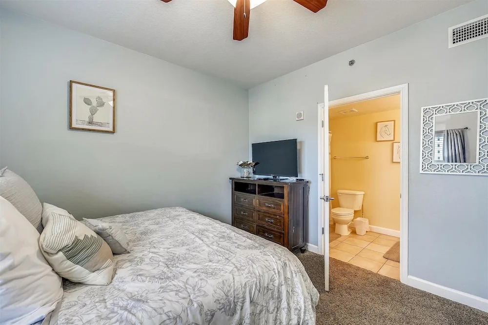 Shores of Panama 328 - Low Floor HUGE 3 Bedroom+Bunk Room, Reserved Parking. 3 Condo by RedAwning
