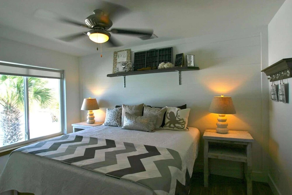 13225 Oleander Dr - The Quiet Lady by Blue Swell