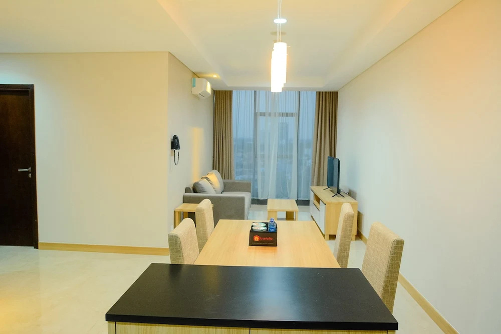 The 9th Floor L'Avenue Apartment