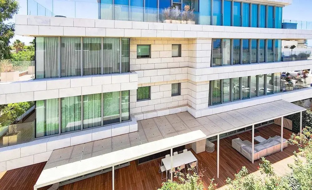 Beautiful Apartment Near Beach H1