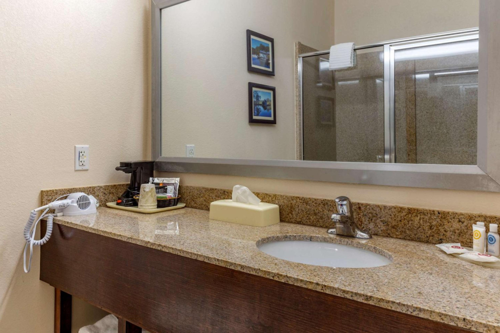 Comfort Inn Smithfield near I-95