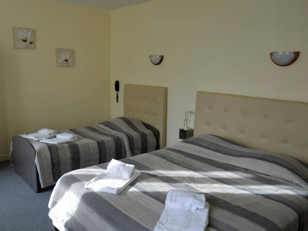 Logis Hôtel Le Bretagne