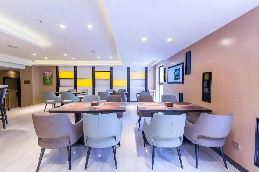 Lavande Hotel Wenchong Branch