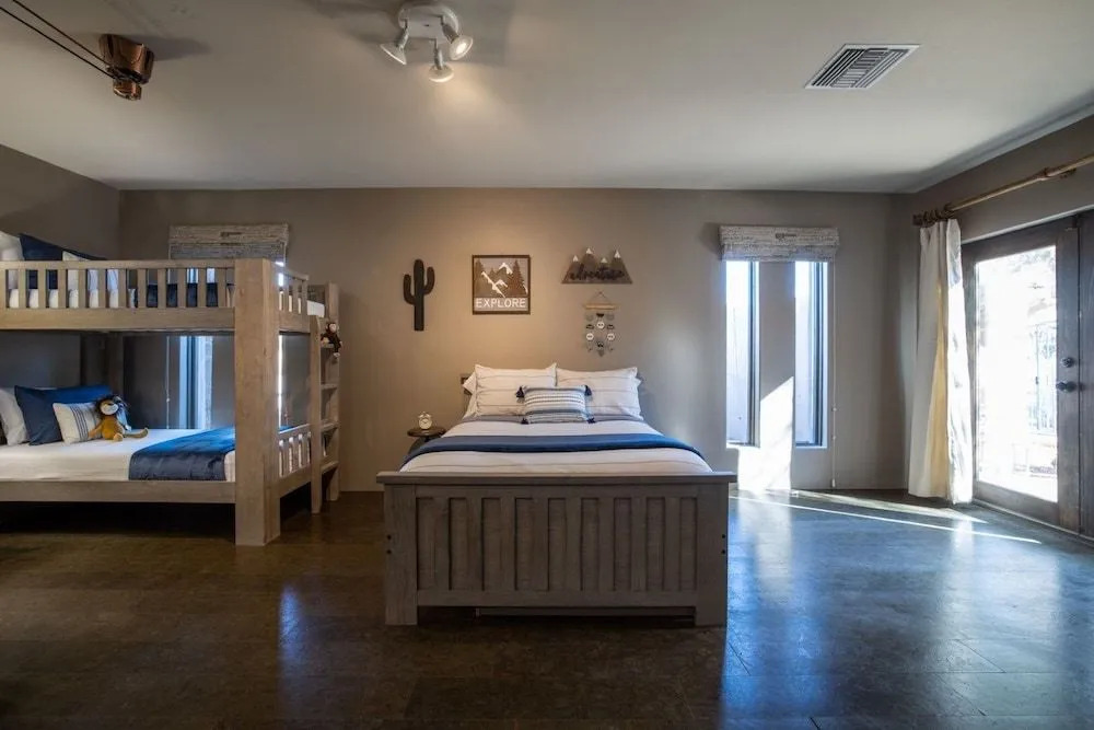 North Scottsdale On 70th Pl 5 Bedroom Home by RedAwning