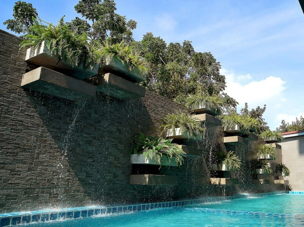 The Wind Hotel