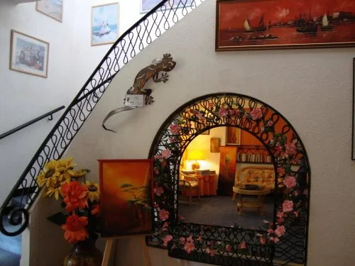 LOasis Hotel