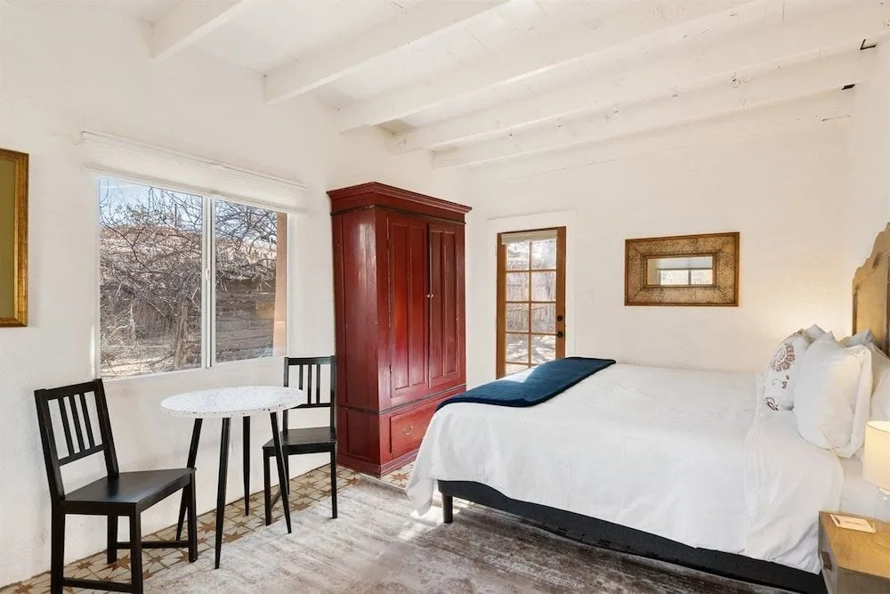 Casa de Trinidad - Historic Railyard Adobe, Walk to The Plaza