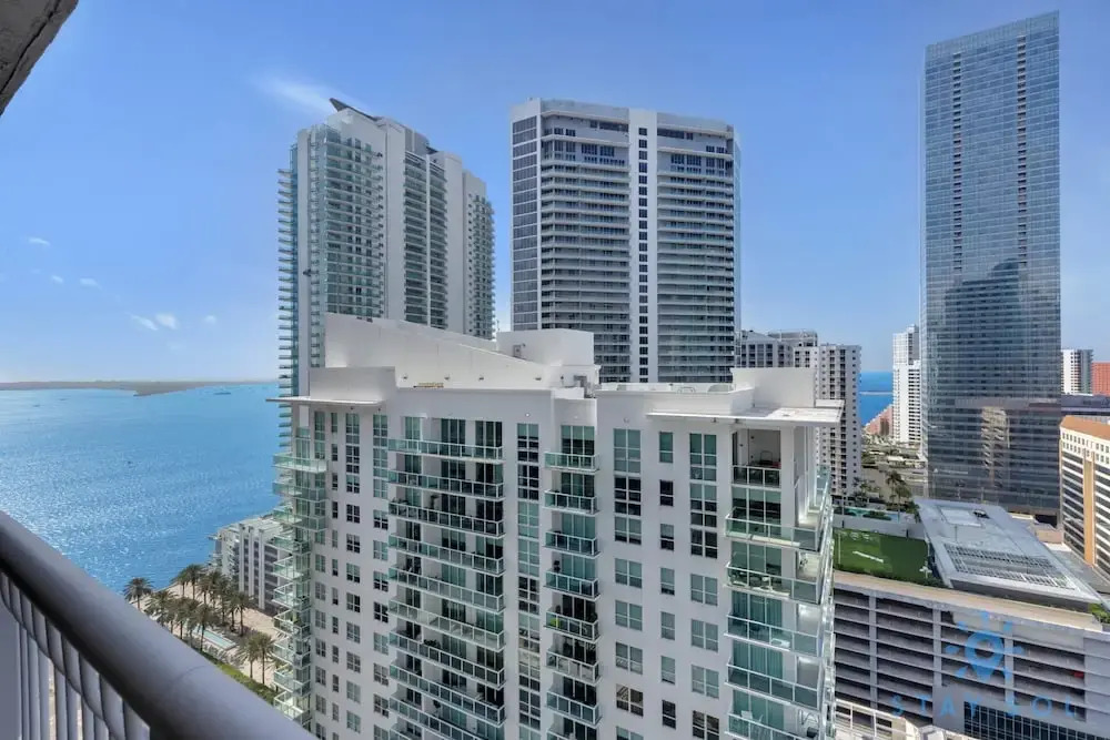 1 BR Apartment - Ocean and City Views
