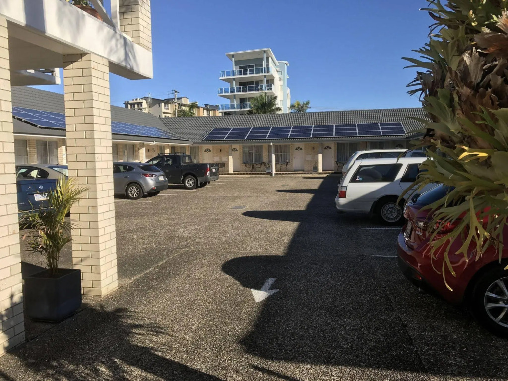 Cooks Endeavour Motor Inn Tweed Heads near Gold Coast Airport