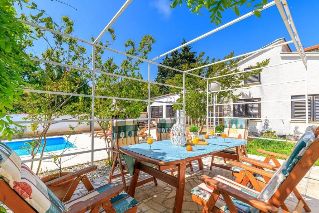 Exclusive Pool Escape Near Sea