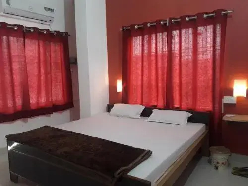 Lake View Hotel