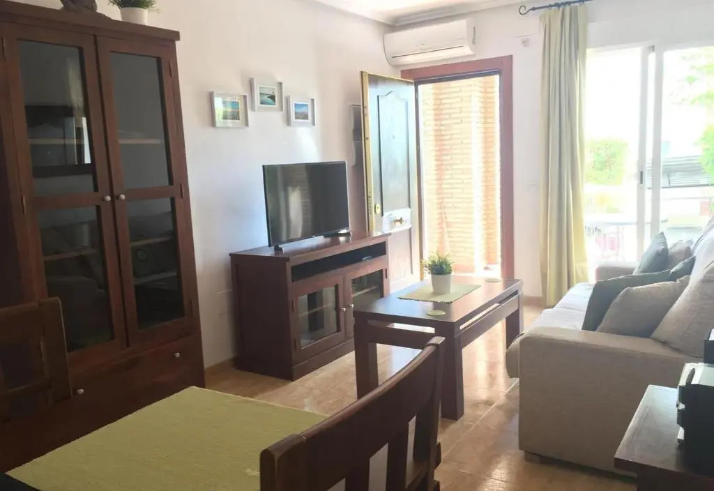 2 bed apartment with pools and spa