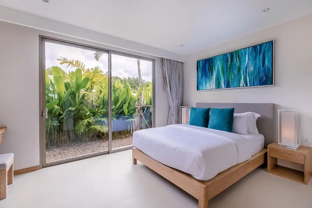 Modern 3BR Villa with Private Pool and BBQ