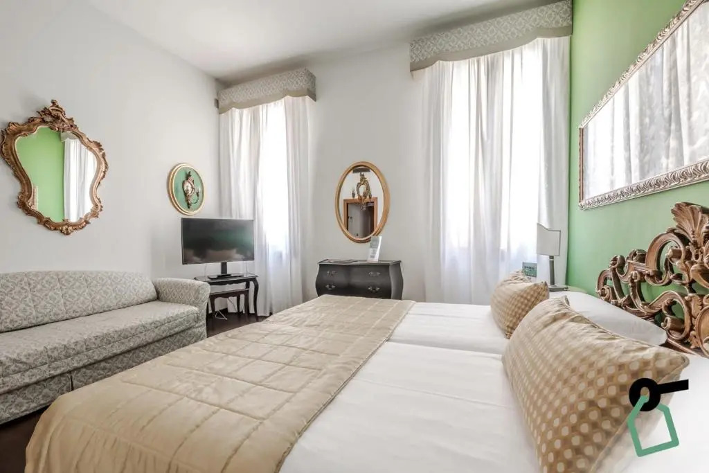 HOTIDAY Room Collection - Venezia Santa Lucia