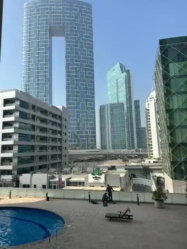 "Lux Bnb 2.5bd Amazing Marina Views"