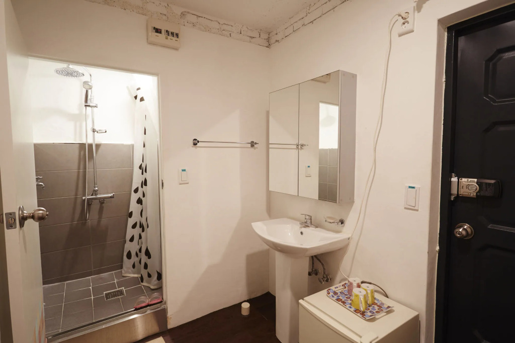 Owl Guesthouse - Hostel