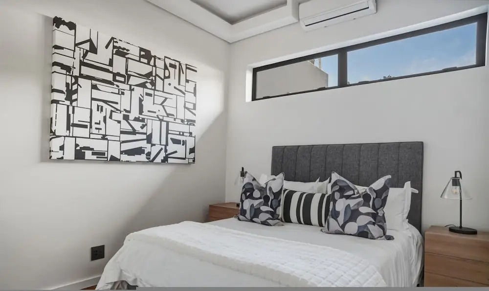 Two Bed Designer Luxury Central De Waterkant