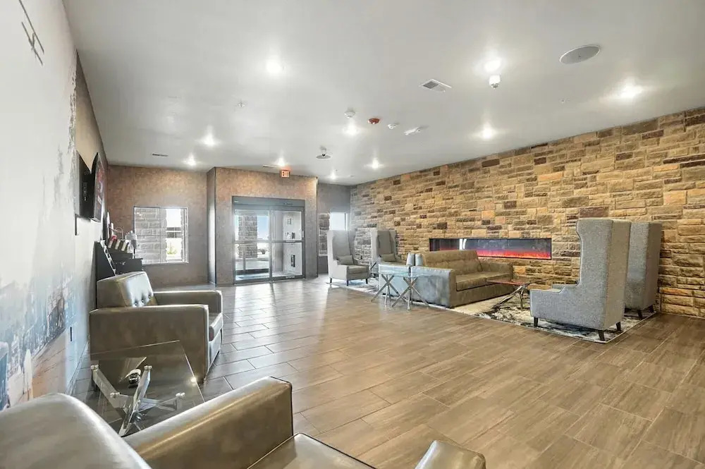Cobblestone Hotel & Suites - Bellefontaine