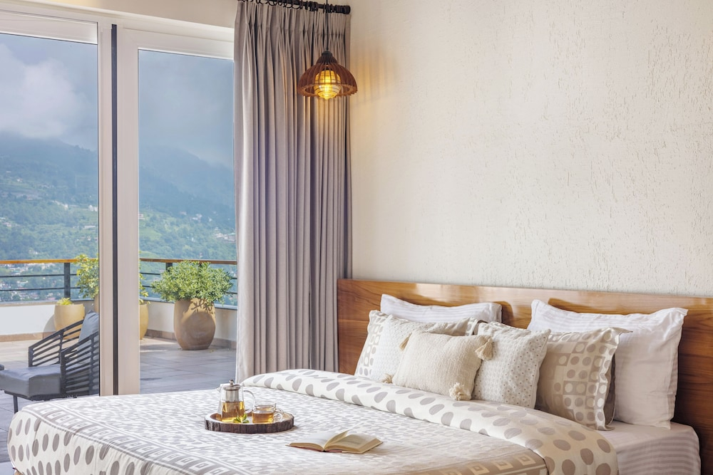 ELIVAAS Antarmann Casa Ember 2BHK
