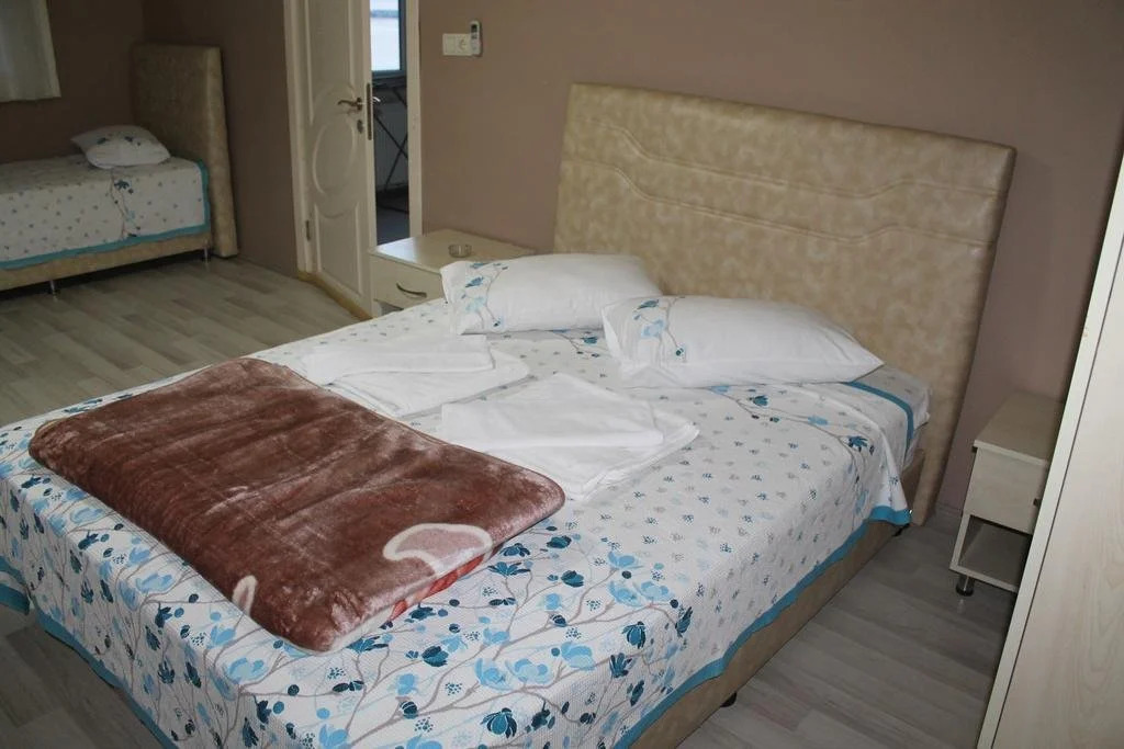 Kirmizi Yali Motel