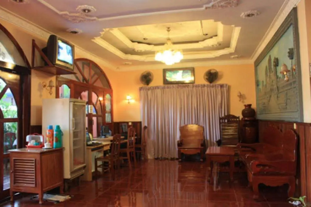 Ponloue Angkor Siem Reap Villa