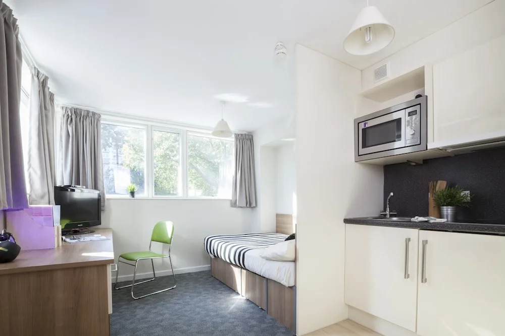 Ensuite Studios in Kings Cross
