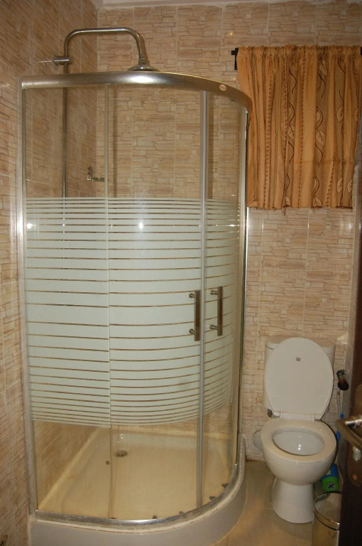 BEN AUTO guest house