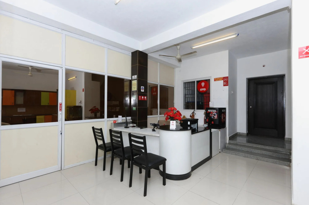 Hotel O The Mangrove Wood Residency
