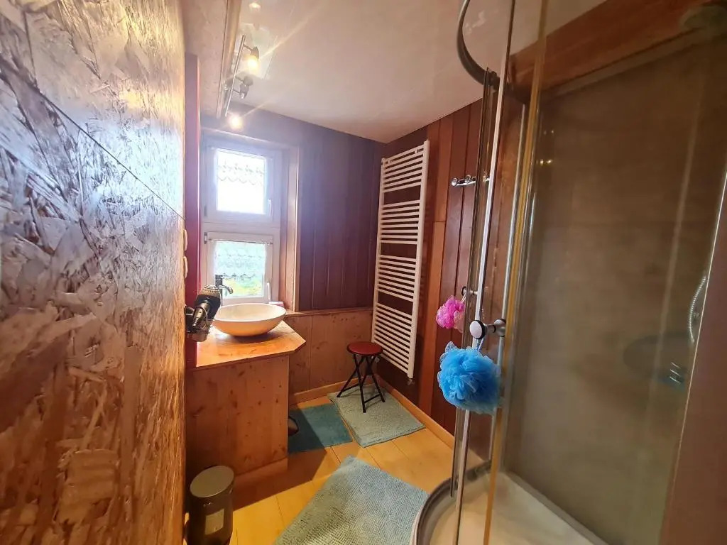 Gîte chaleureux avec terrasse privée à Gérardmer - FR-1-589-159