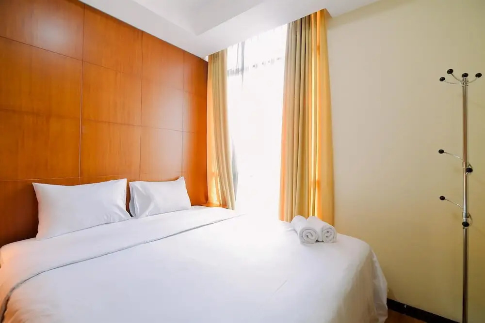 Modern Look And Comfy 3Br Apartment Bellagio Residence