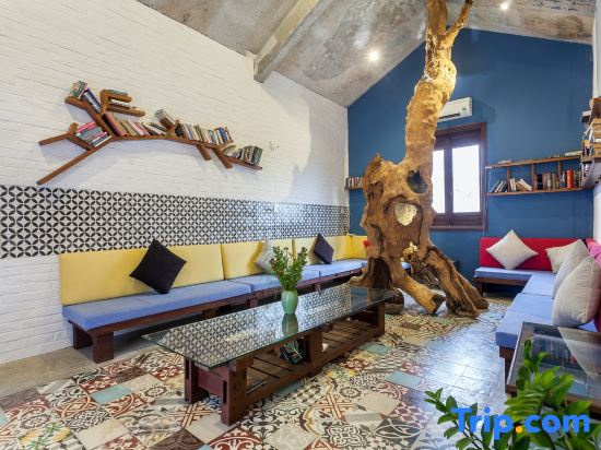 Spacious 4BR Private Villa | Pool | Near Beach
