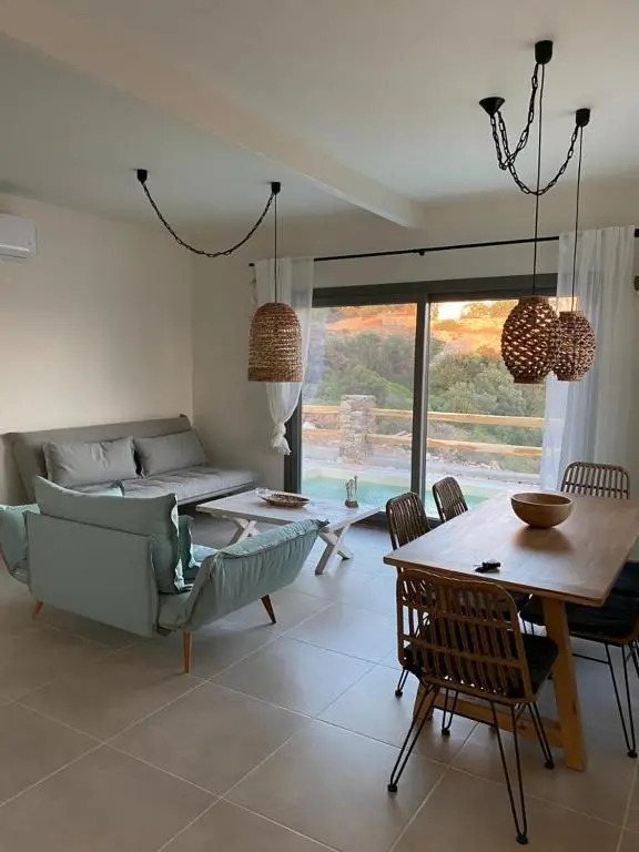 Deja blue villa 2