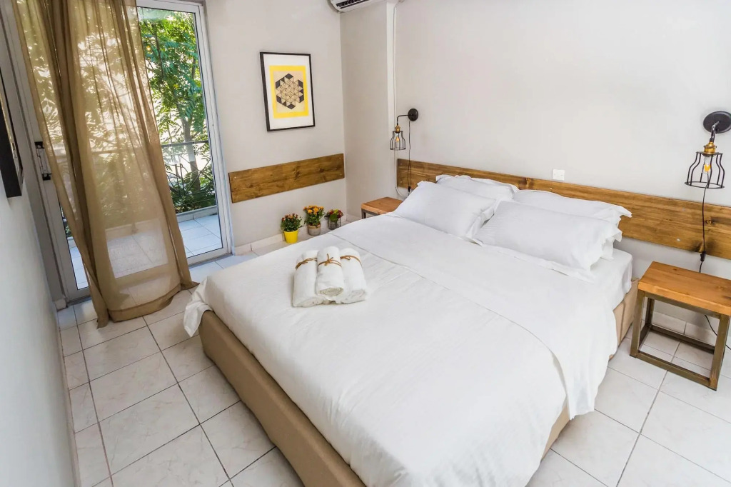 Aris Athens Suites