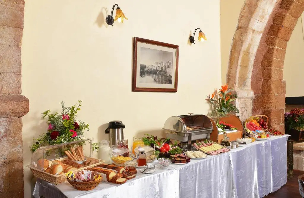 Porto Del Colombo Traditional Boutique Hotel