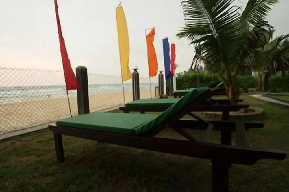 Tharanga Surfing Villa