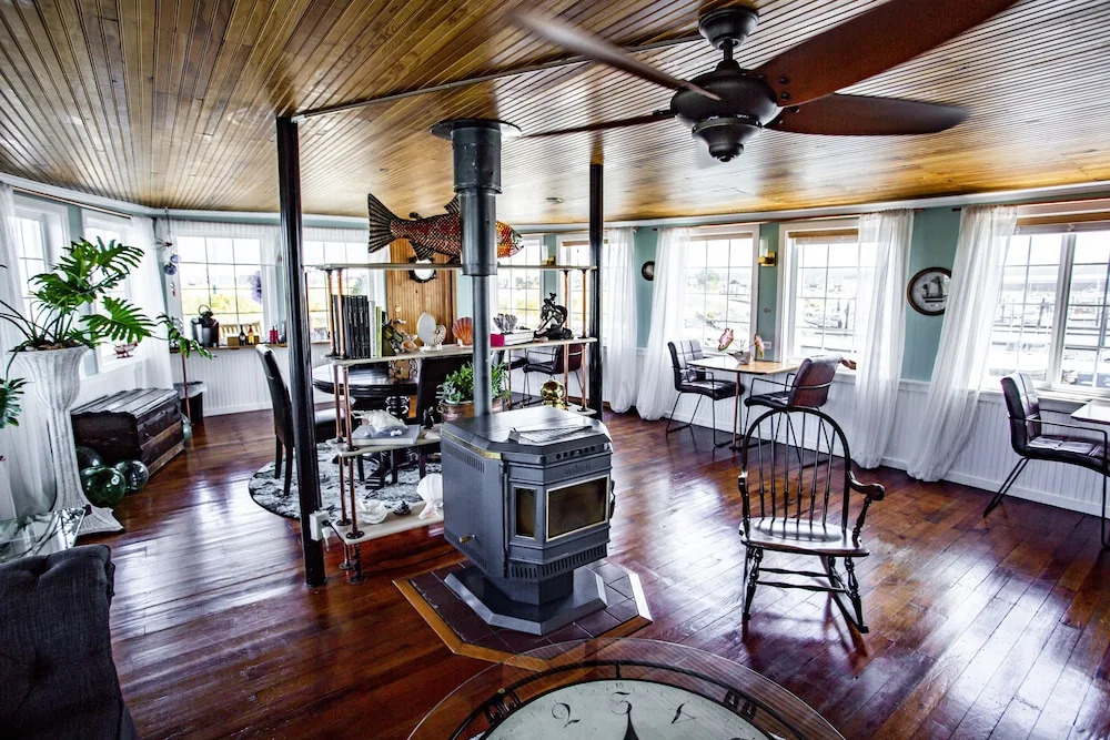 The Newport Belle