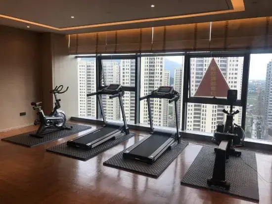 Wenzhou South Station Maison New Century Hotel