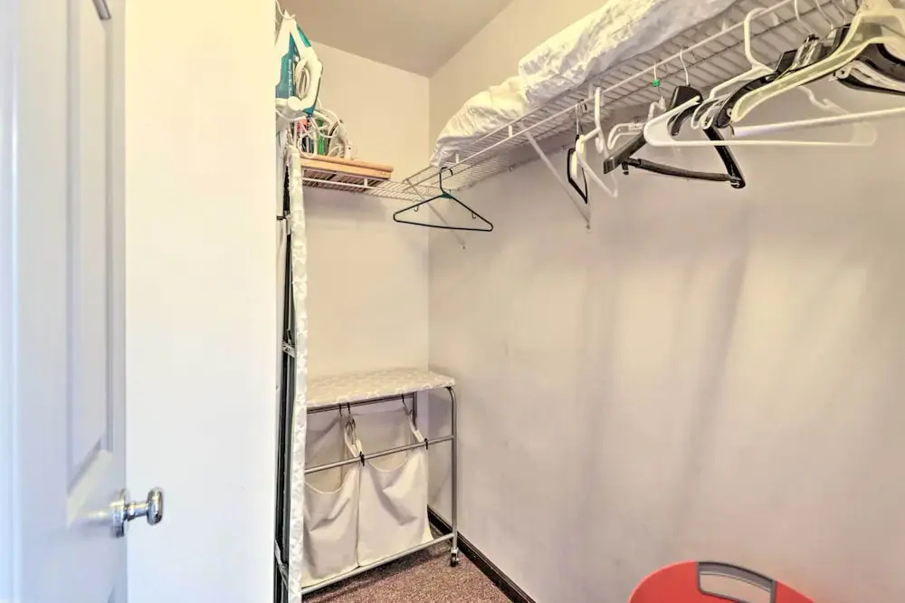 Urban Escape w/ Patio - 2 Mi to Downtown Detroit!