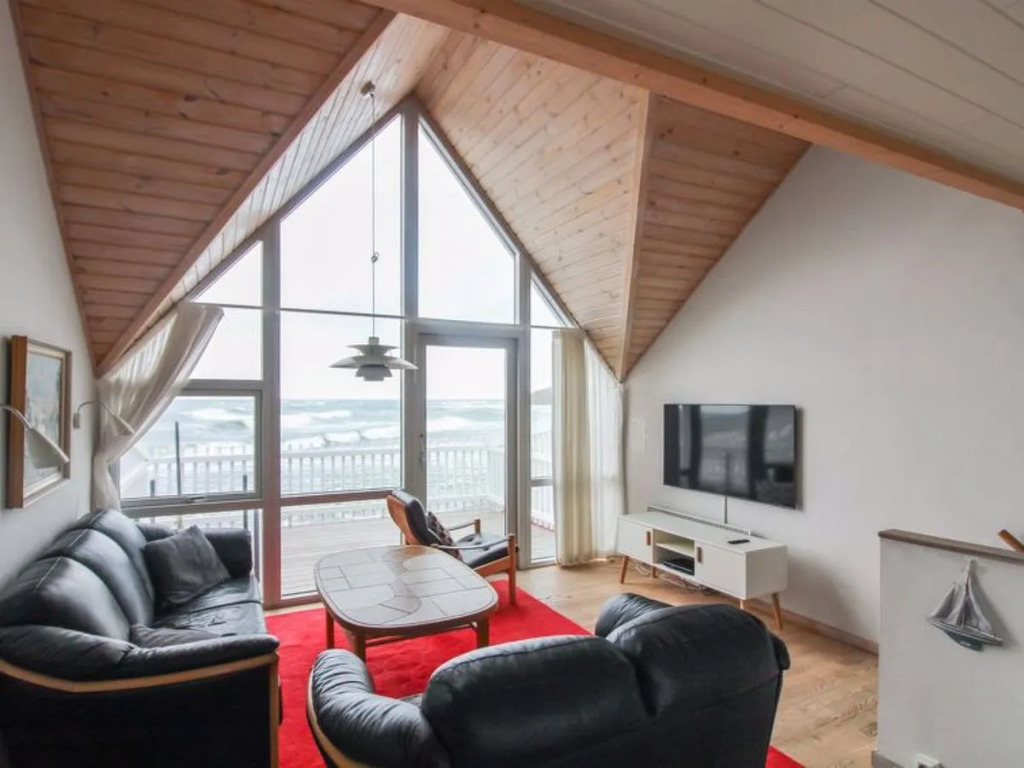 Holiday Home Fridhild - 10m from the sea by Interhome