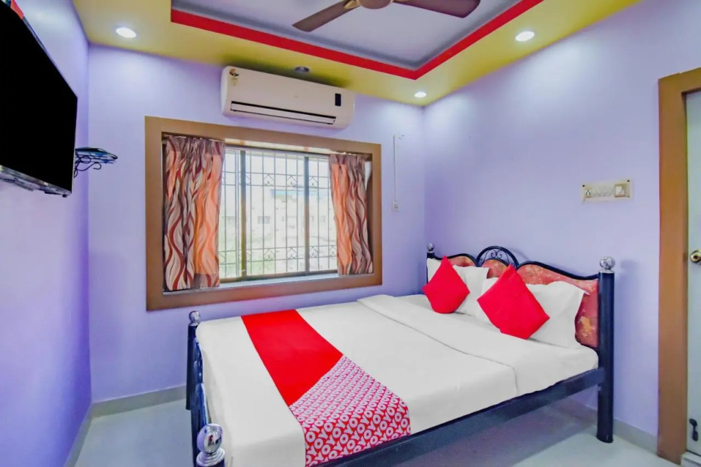 OYO Flagship 77620 Binayak Banquet & Ac Guest House