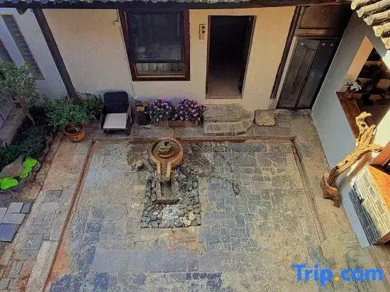 Qingpu · 33 Courtyard (Jianshui Ancient City Chaoyang Tower)