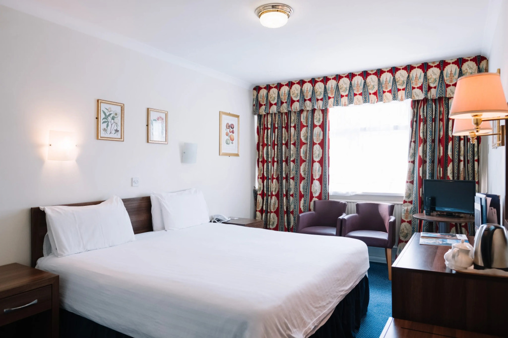 Apollo Hotel