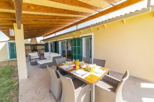 Villa Ambient / Sa Finqueta