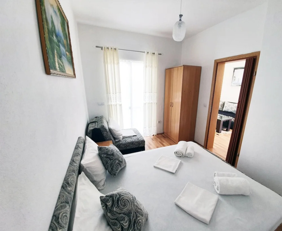 Apartments Cota Guesthouse