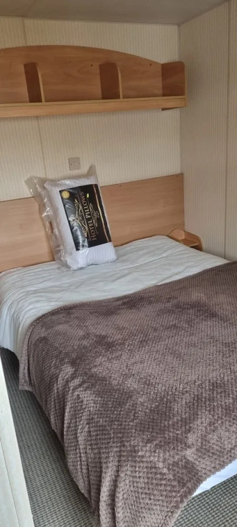 8 Berth Caravan Direct Beach Access
