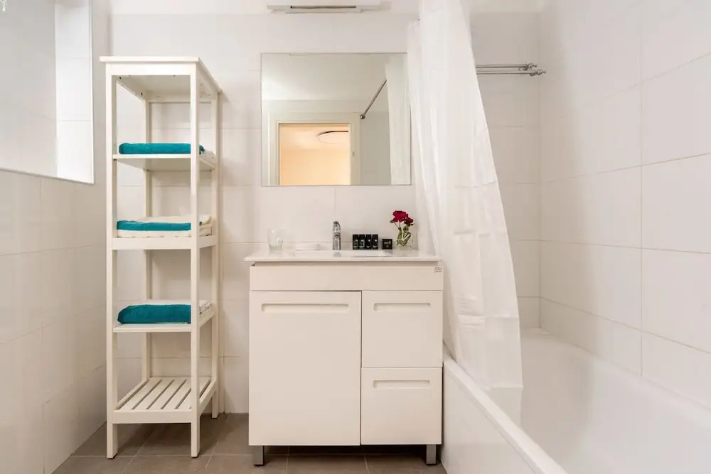 1Bd W/Balcony Near Rothchild By Sea N' Rent