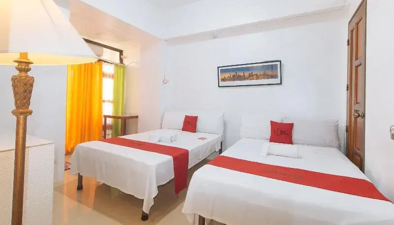 RedDoorz near LRT 2 Antipolo Station